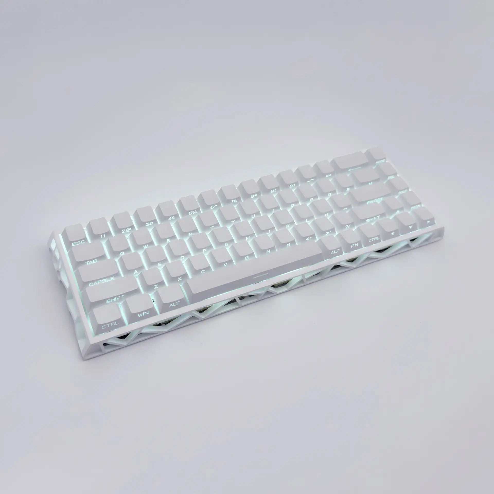 KX68 White